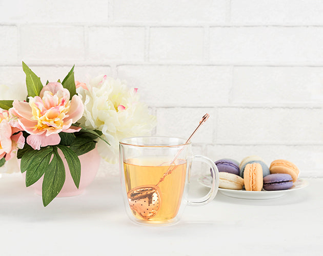 Pinky Up - Rose Gold Heart Tea Infuser in clear mug